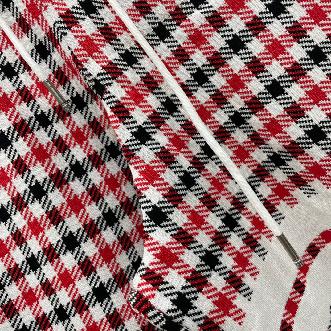 Thom Browne Style Men's Cotton Casual Shorts - Signature Four-Bar Detail Lattice Pattern