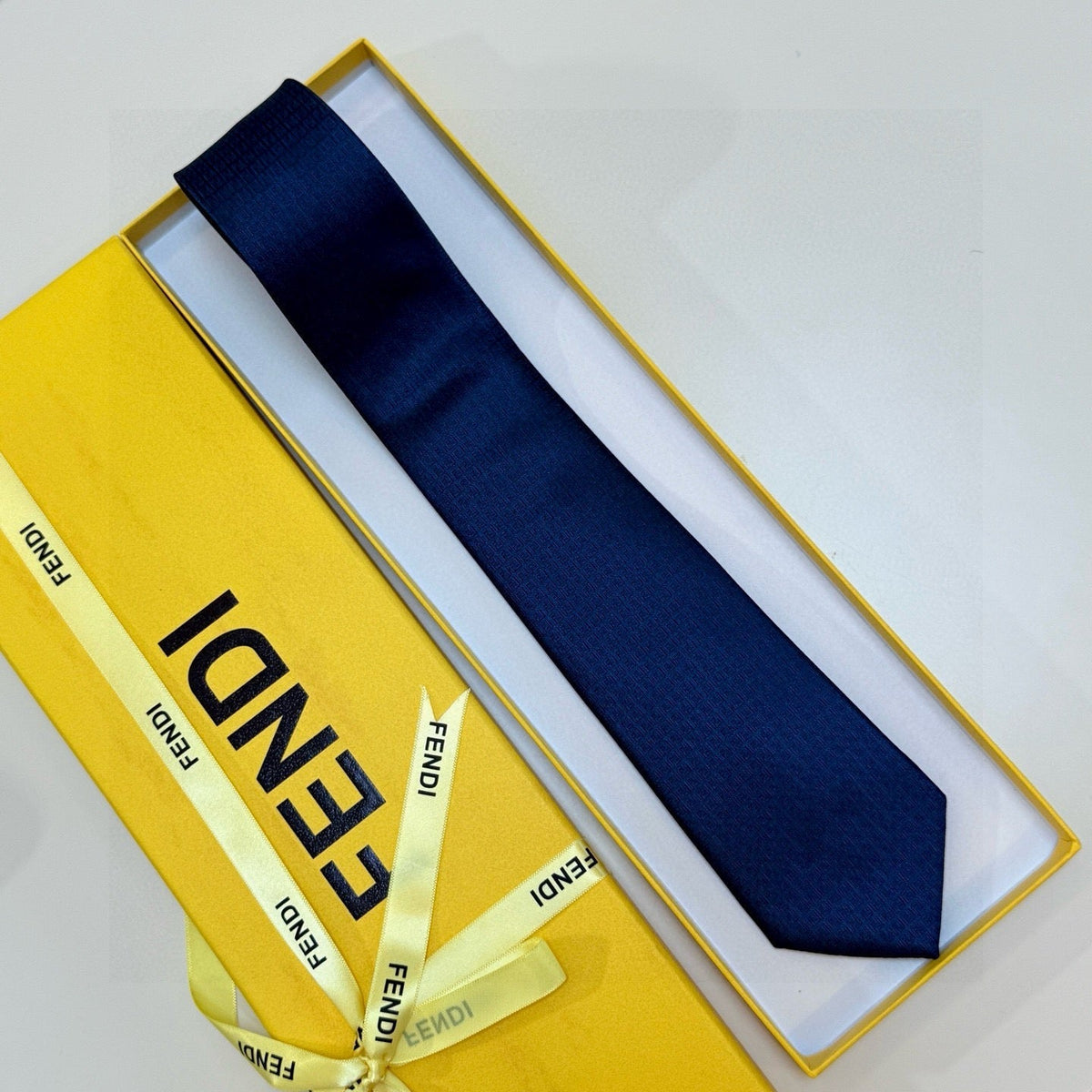 Fendi Style Men's Textured Solid Silk Tie