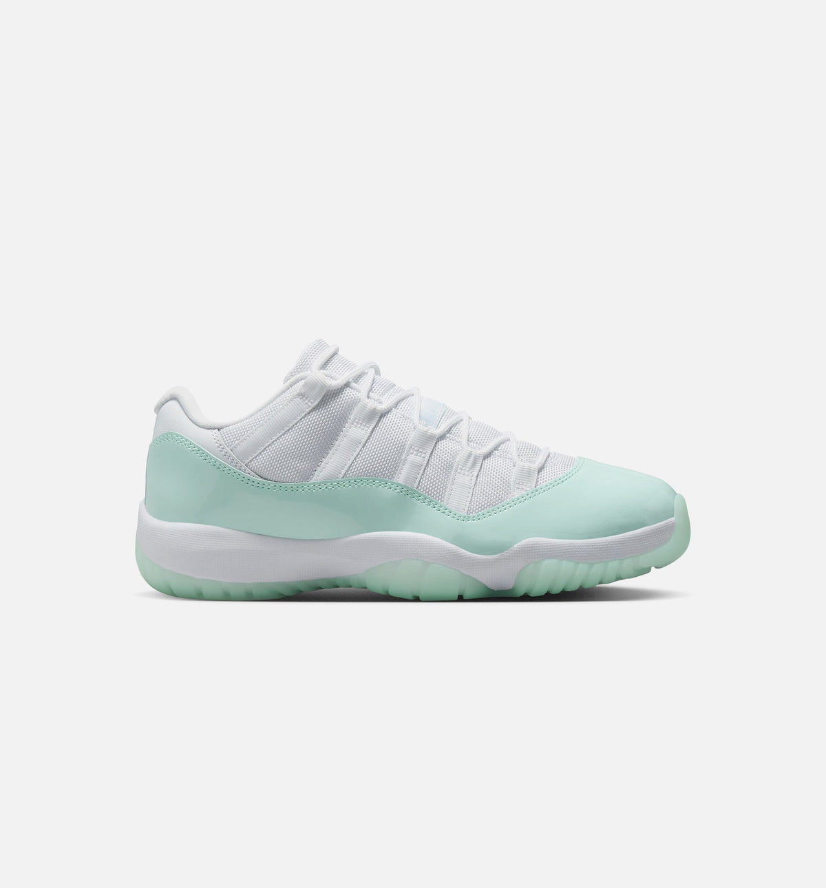 Air Jordan 11 Retro Low Igloo – Women's Lifestyle Shoe in White/Igloo