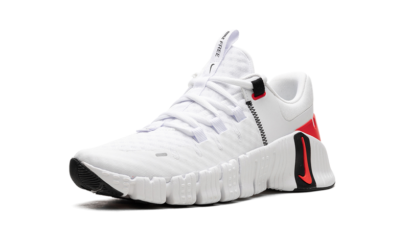 Nike Free Metcon 5 Training Shoe - White/Bright Crimson (DV3949-100)