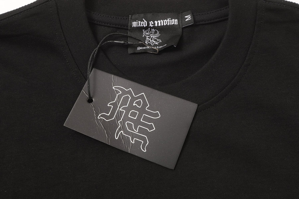 MIXED EMOTION Love or Hate Cupid Graphic T-Shirt