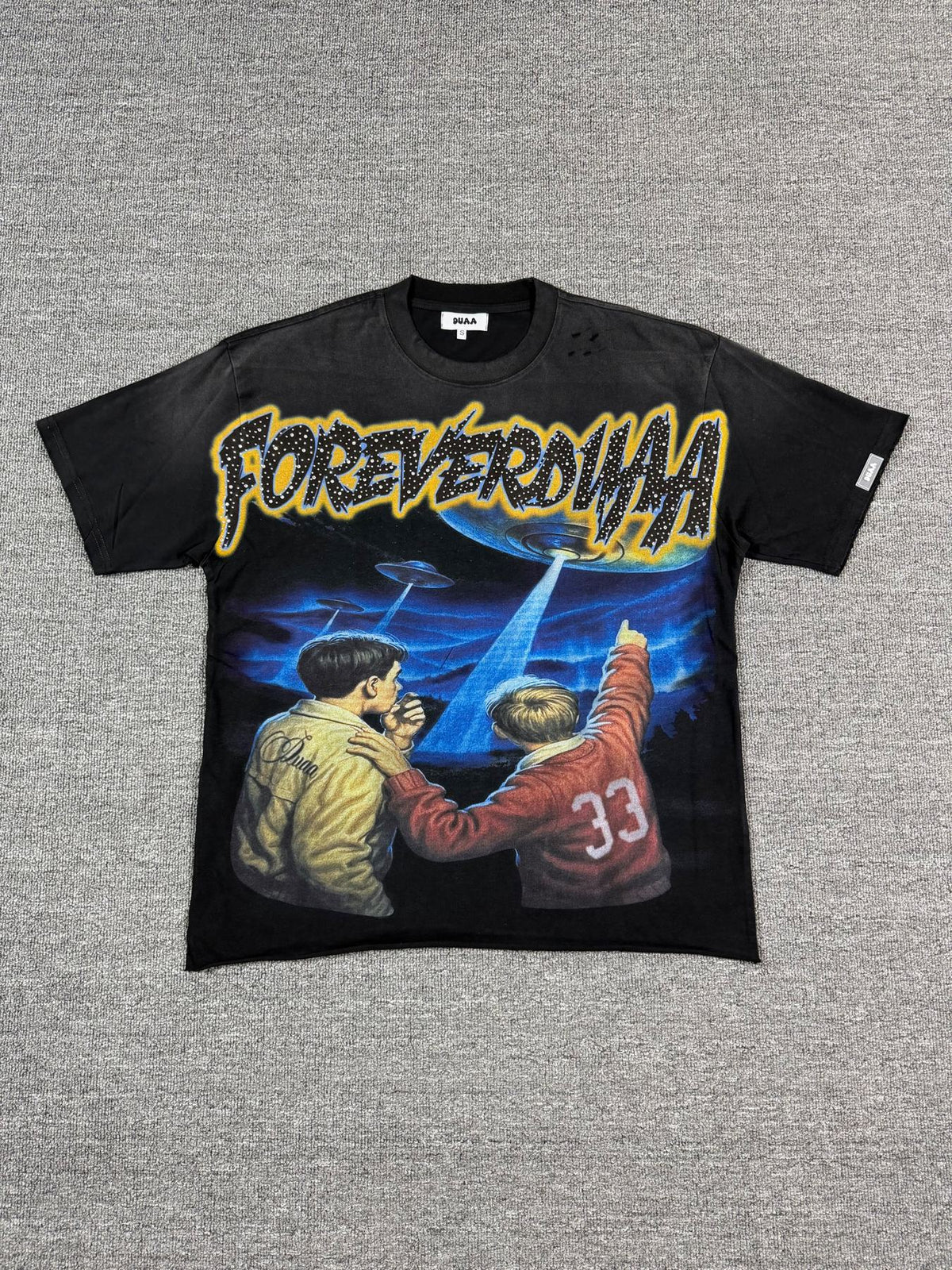 DUAA New Age Distressed Graphic T-Shirt