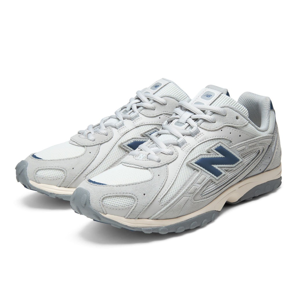 New Balance 204L