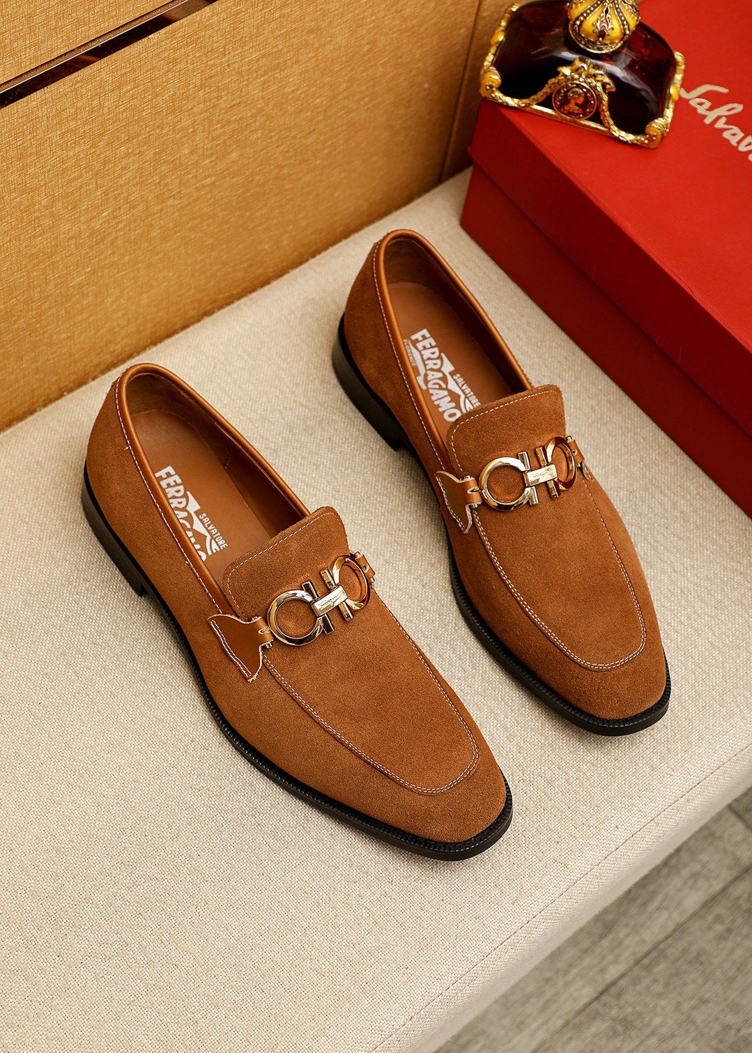 Ferragamo Men's Brown Metal Hardware Loafers