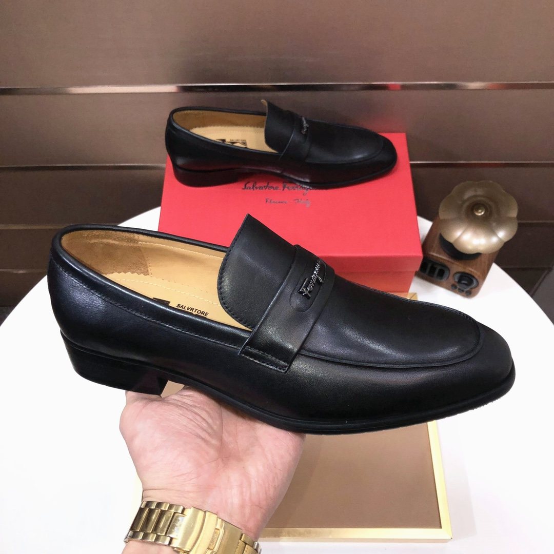 Ferragamo Black Leather Loafers