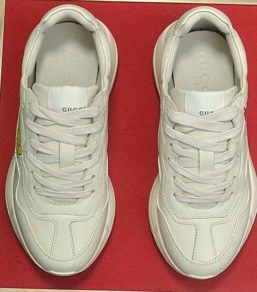 Gucci Off-White Red Accent Sneakers - Tonal Laces And Layered Upper Panels