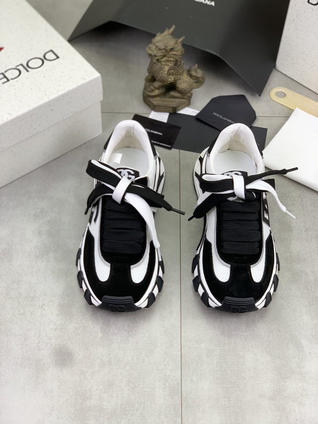 Dolce & Gabbana Logo Panel Low-Top Sneakers