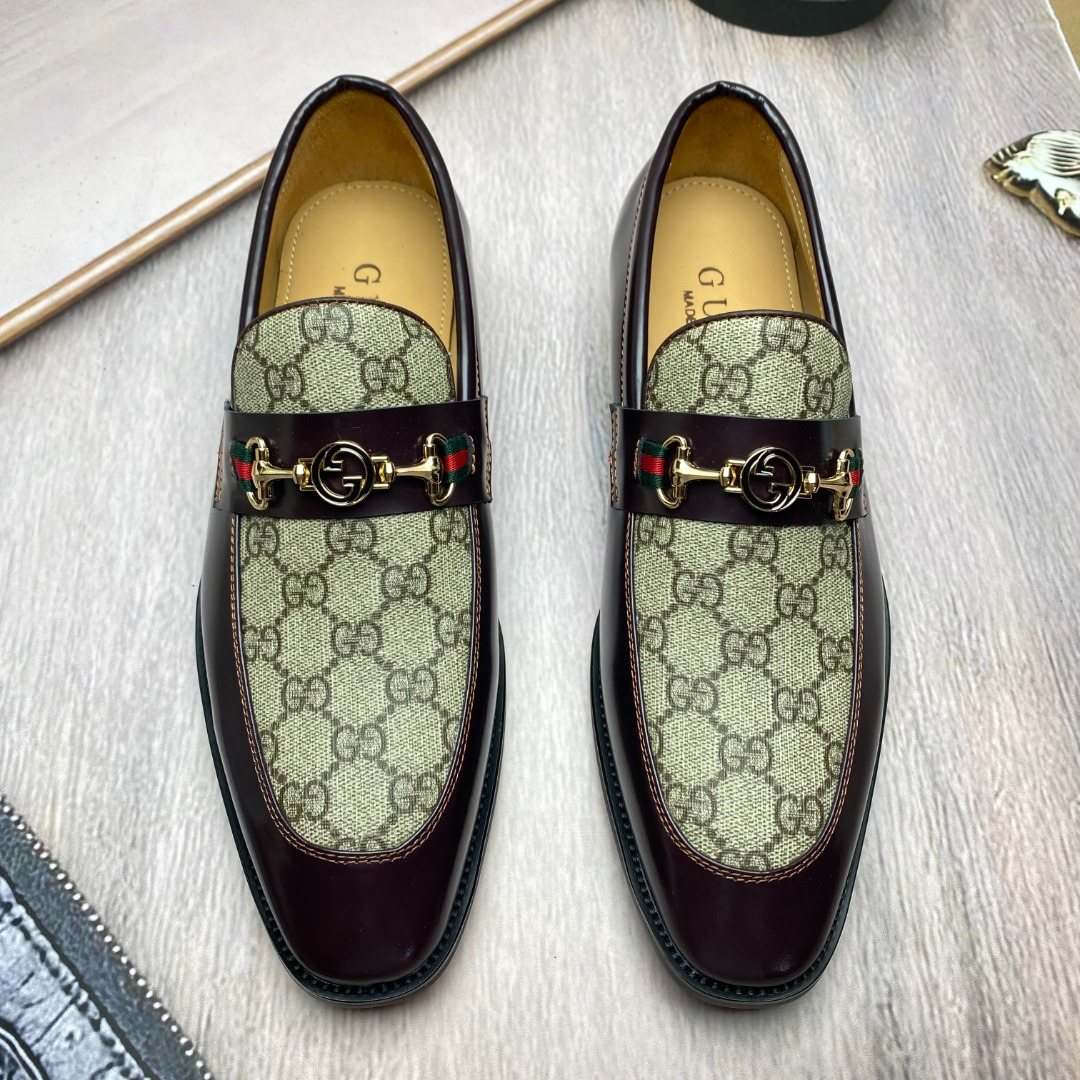 Gucci Horsebit Pattern Loafers