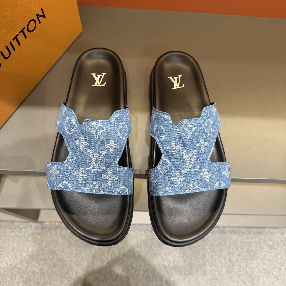 Louis Vuitton Monogram Cross-Strap Slide Sandals - Open Toe