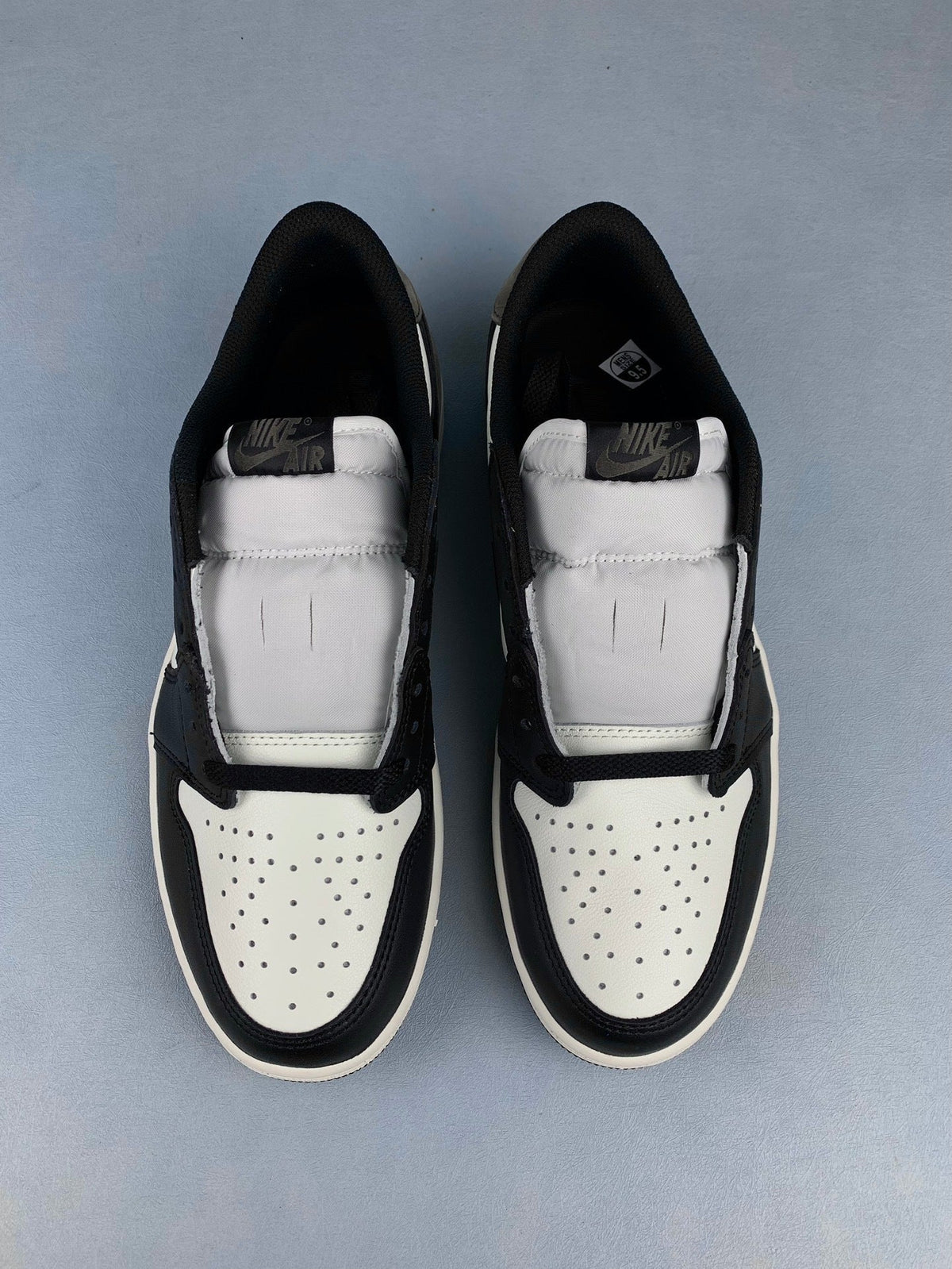 Air Jordan 1 Low Mocha Unisex Sneakers CZ0790-102